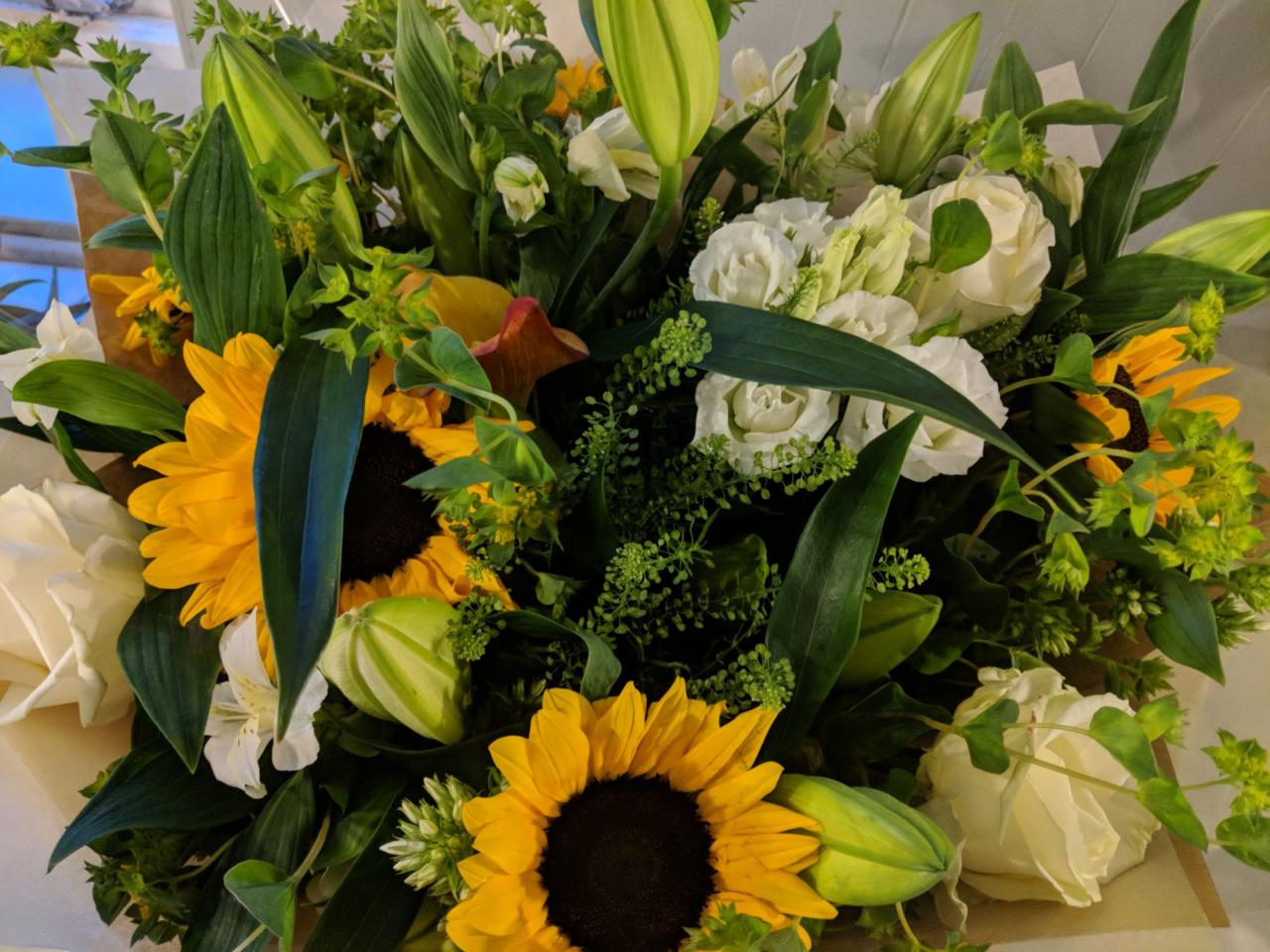 Order by 5 PM to Click and Collect flowers and bouquets same day from ... Order by 5 PM to Click and Collect flowers and bouquets same day from ...