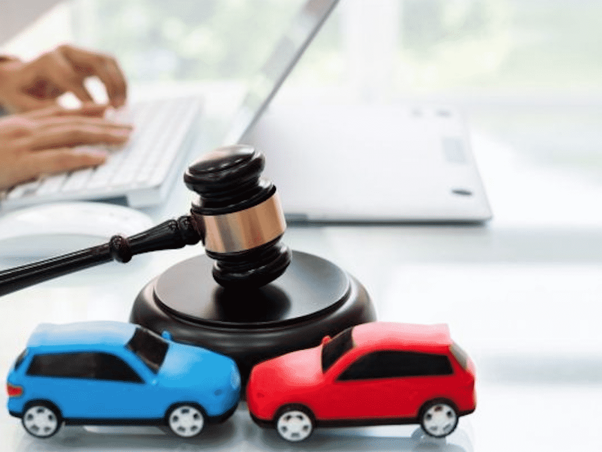 Vehicle injury lawyers
