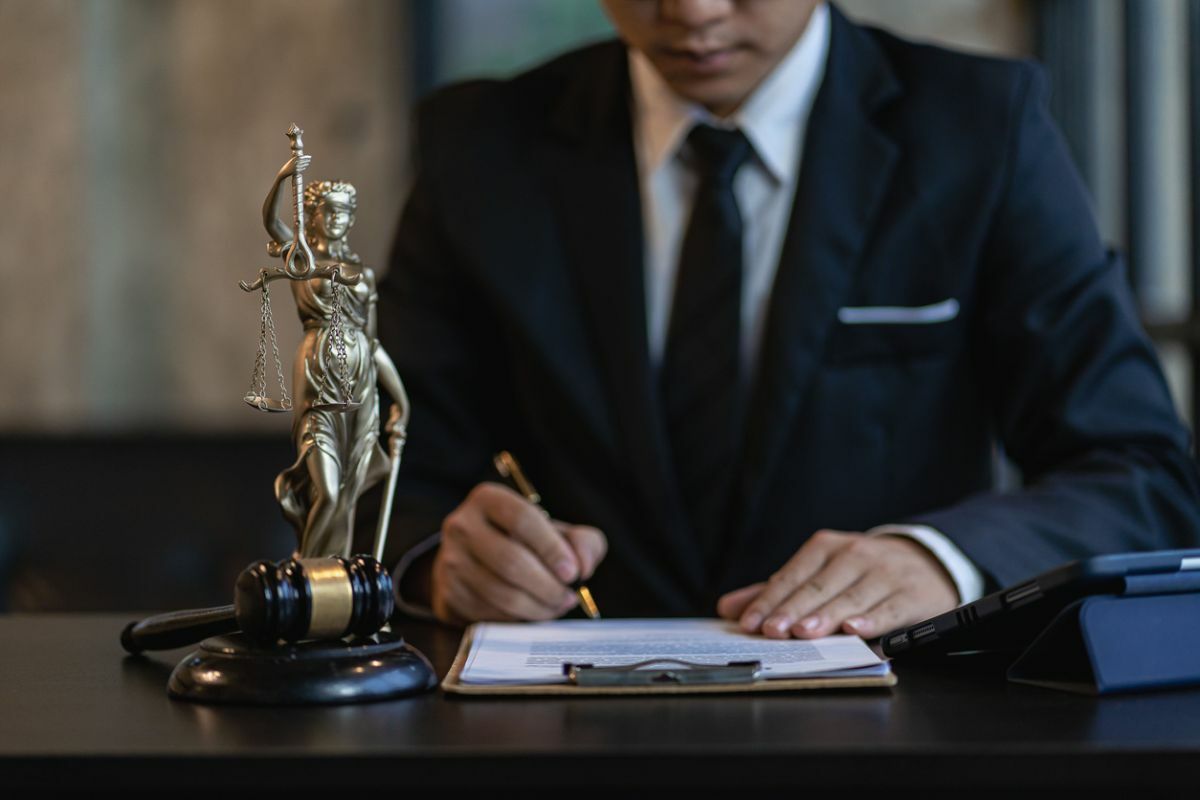 What is the importance of hiring a traffic attorney in the first place? What is the importance of hiring a traffic attorney in the first place?