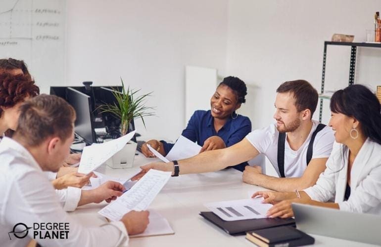 2025 Best Online Masters in Healthcare Management Programs