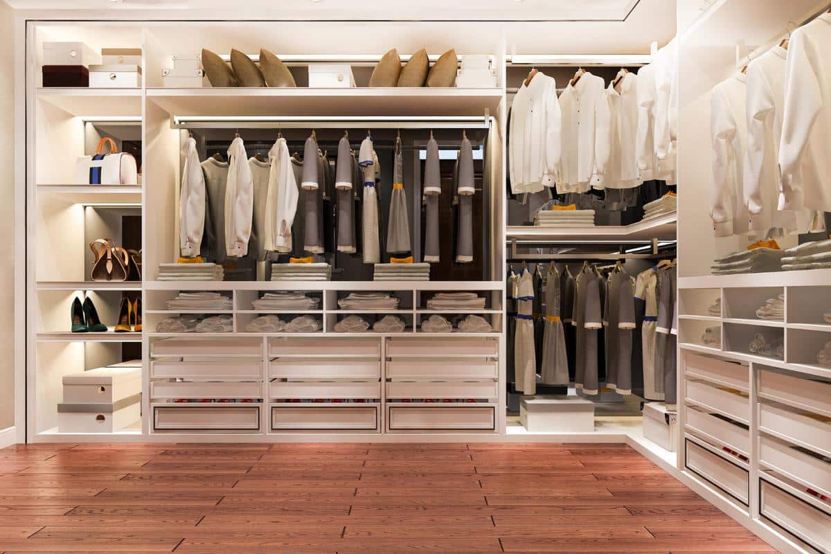Best 14 Walk-In Closet Ideas to Maximize Storage and Style