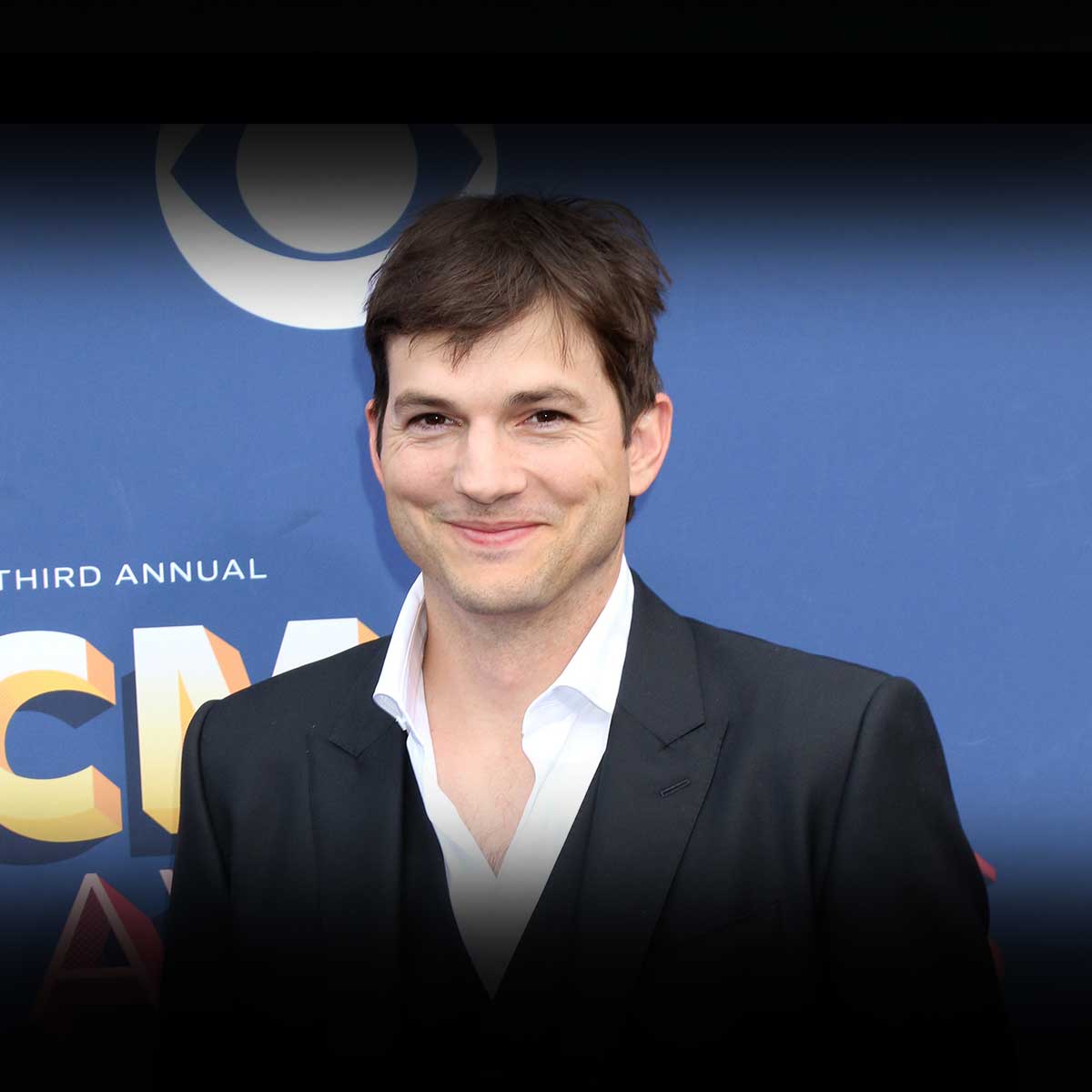 Ashton Kutcher's Iconic Role In 2 And A Half Men: A Deep Dive Into His ...