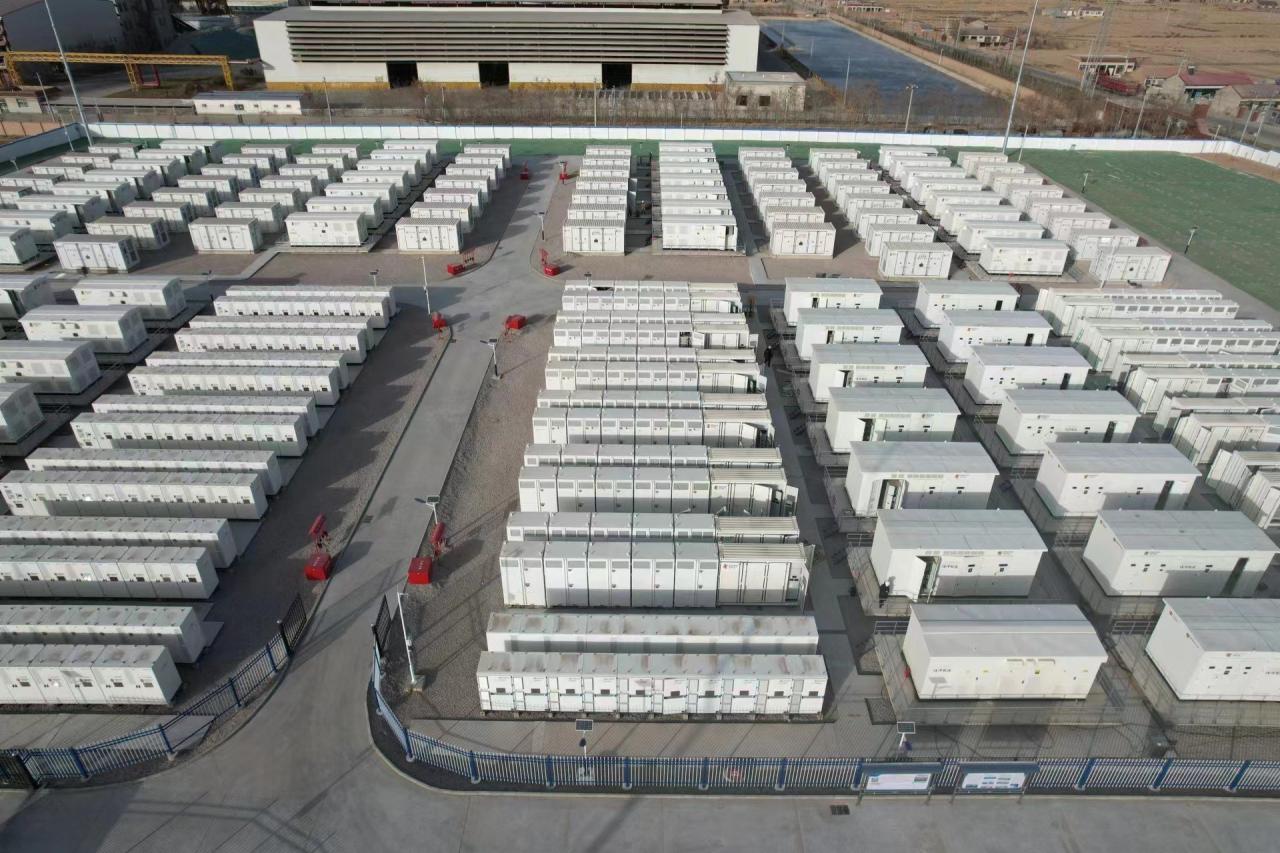 RWE connects its first utility-scale battery storage project to the ... RWE connects its first utility-scale battery storage project to the ...