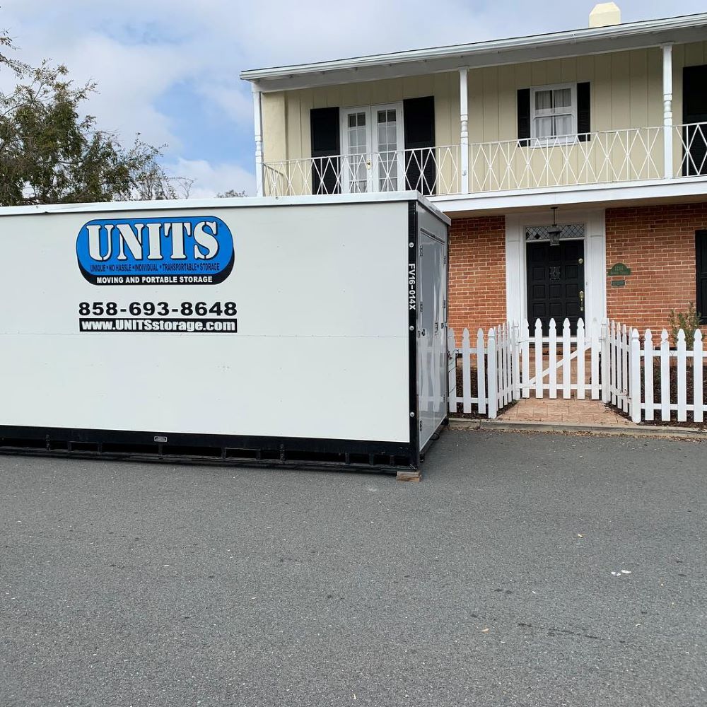 UNITS Moving and Portable Storage of San Diego, CA
