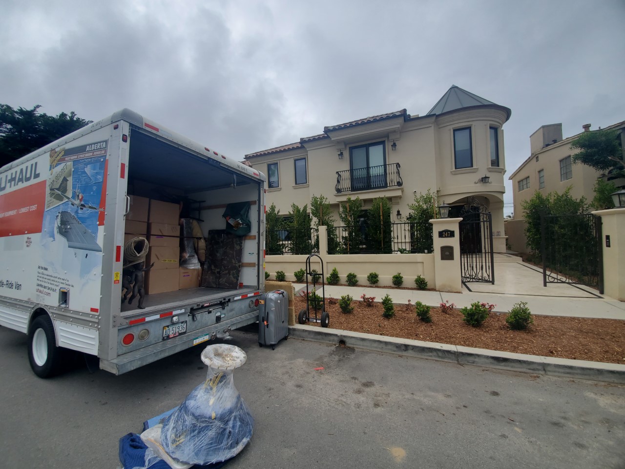 Rancho San Diego Moving Containers and Self Storage - UNITS Moving and ...