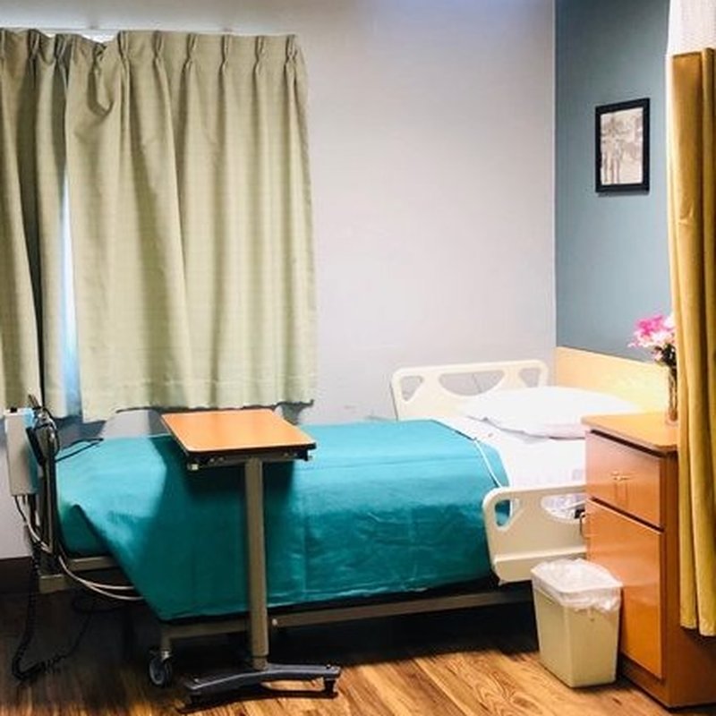 ROSECRANS CARE CENTER - 18 Photos - 1140 W Rosecrans Ave, Gardena ...